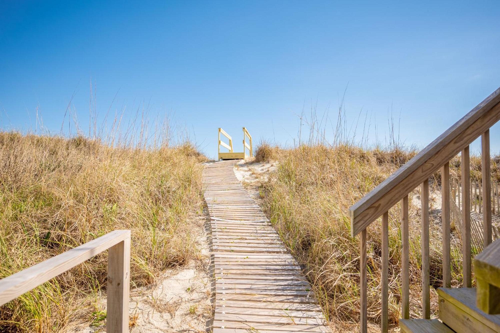 Villa Re-Juvenated Oak Island Exterior foto
